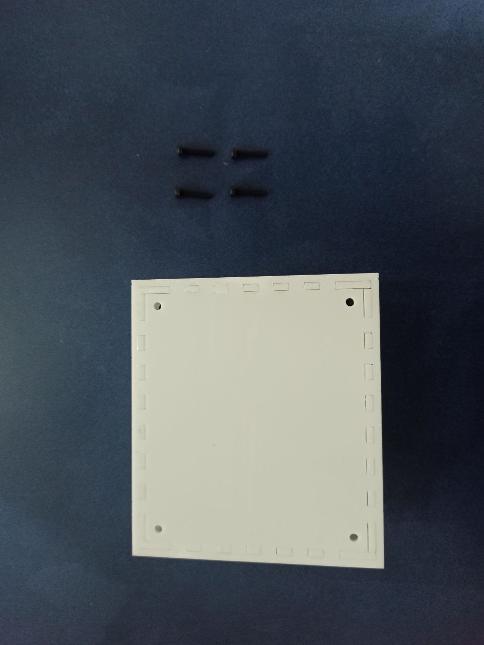 Components for connections - bottom view