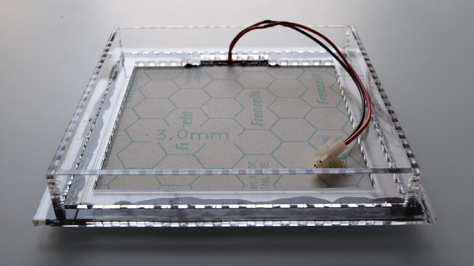 Bottom view of heating plate base